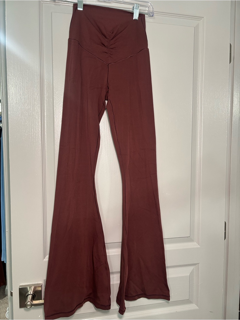 aerie High-Waist Rust-Brown Ruched Leggings - Picture 2 of 5